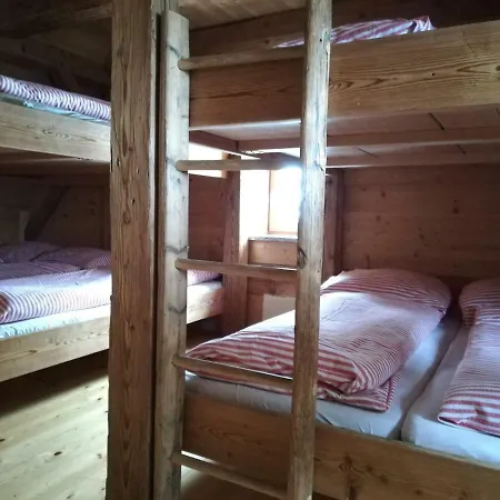 Zickerreith Almhutte *